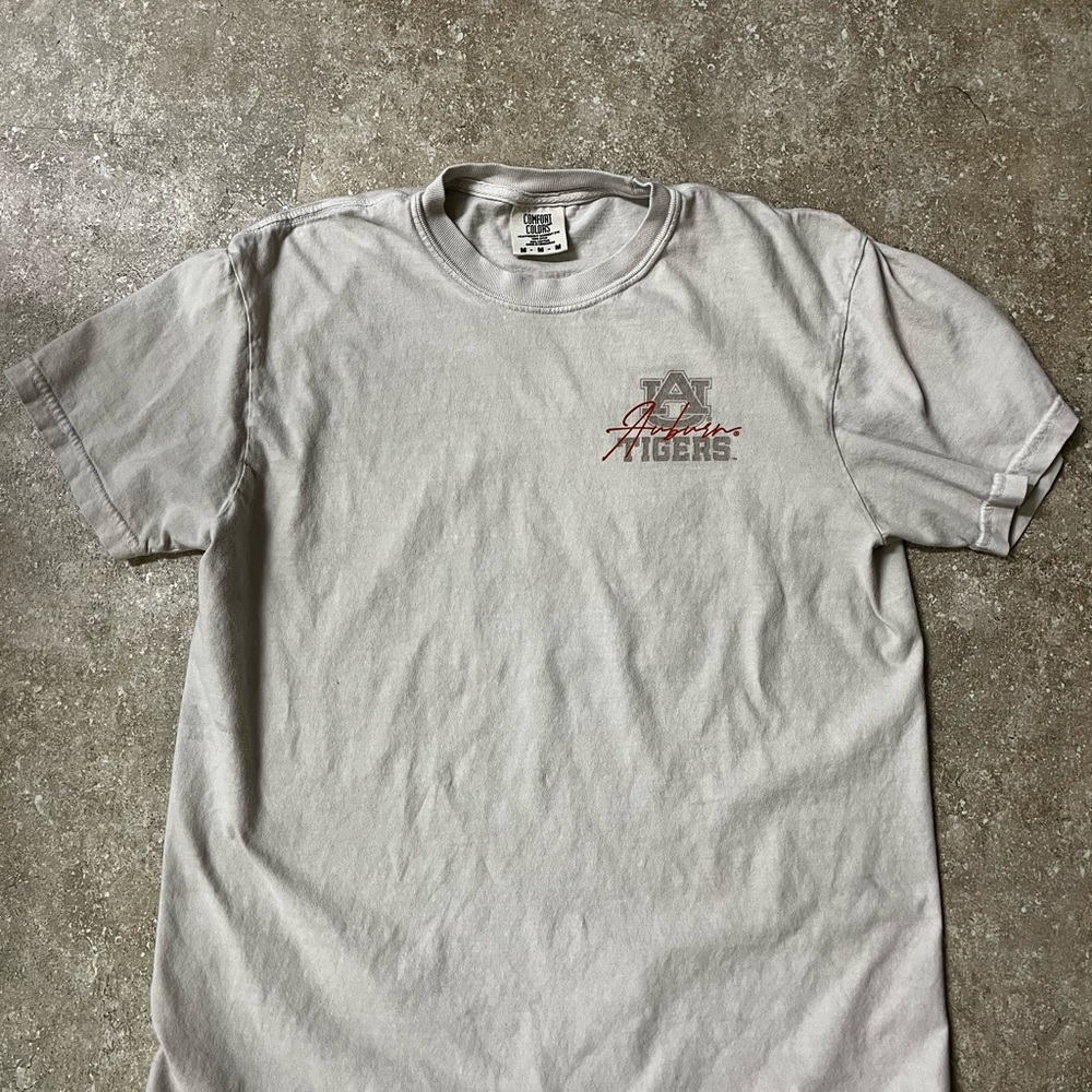 Auburn University Group of 4 Women’s Tshirts - Picture 9 of 10